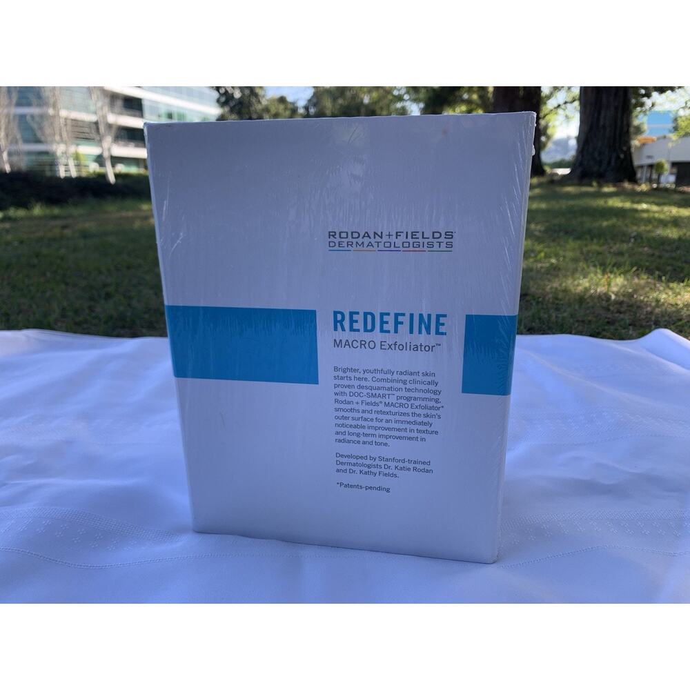 RODAN + FIELDS Dermatologist Redefine MACRO EXFOLIATOR System Electronic New